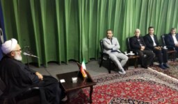 مدیر و جمعی از پرسنل مدیریت درمان تأمین اجتماعی استان مازندران با حضور در دفتر امام جمعه قائم شهر ، با آیت الله معلمی دیدار کردند + تصاویر