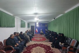 اعضاء ستاد گرامیداشت هفته معلم شهرستان قائم شهر با حضور در دفتر امام جمعه ، با آیت الله معلمی دیدار کردند + تصاویر