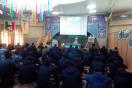 مراسم بزرگداشت روز نیروی هوایی ارتش جمهوری اسلامی ایران ، با حضور آیت الله معلمی در آموزشگاه هوانیروز محمودآباد برگزار شد.